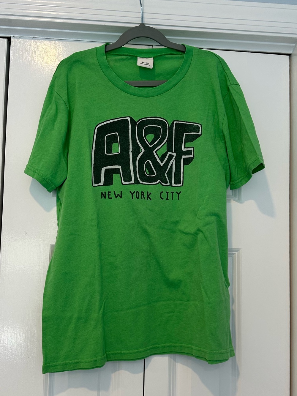 Abercrombie & Fitch Green A&F New York City Graphic Tee - Kids